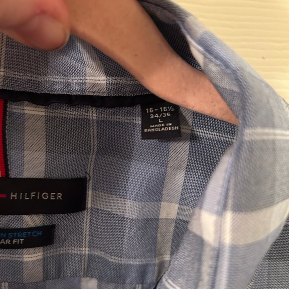 Tommy Hilfiger Button down Long Sleeve Shirt - Picture 4 of 5
